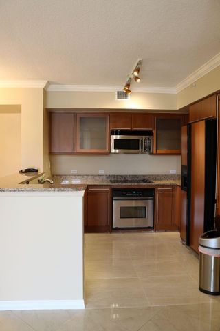 2080 S Ocean Drive 703, Hallandale Beach, FL 33009
