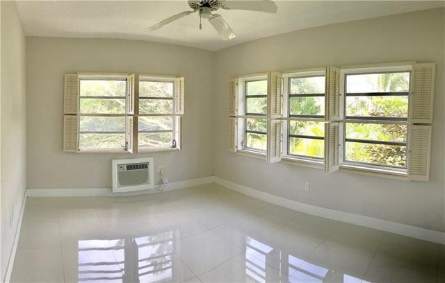 9271 W Bay Harbor Drive 11, Bay Harbor Islands, FL 33154