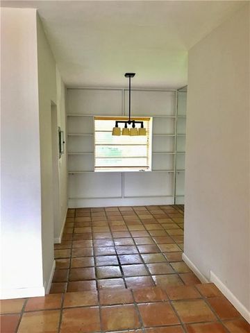 9271 W Bay Harbor Drive 11, Bay Harbor Islands, FL 33154