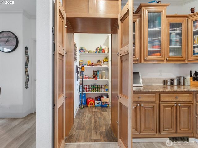 4 Nature Loop, Cathlamet, WA 98612