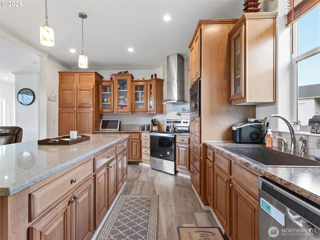 4 Nature Loop, Cathlamet, WA 98612