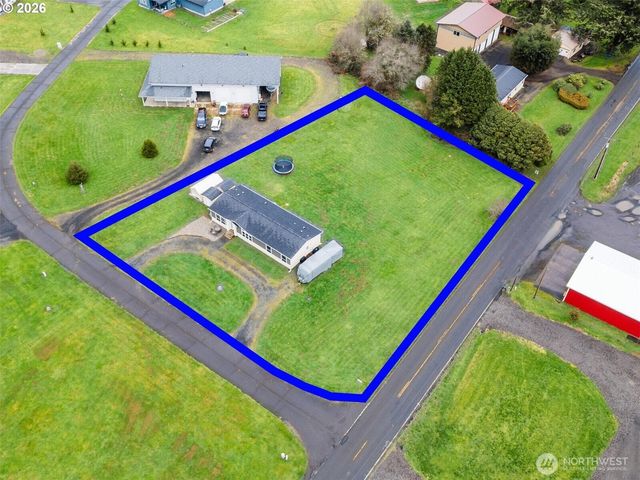 4 Nature Loop, Cathlamet, WA 98612