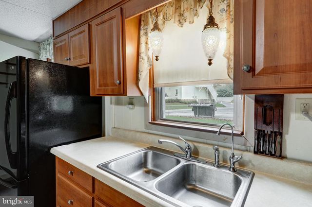 42 GROSS ST, Ephrata, PA 17522