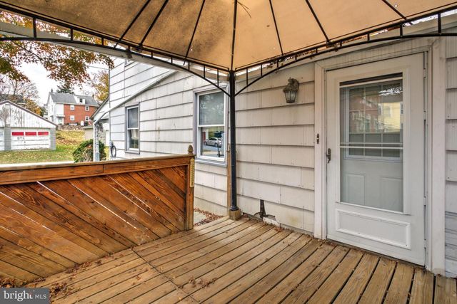 42 GROSS ST, Ephrata, PA 17522