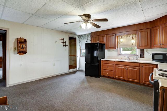 42 GROSS ST, Ephrata, PA 17522