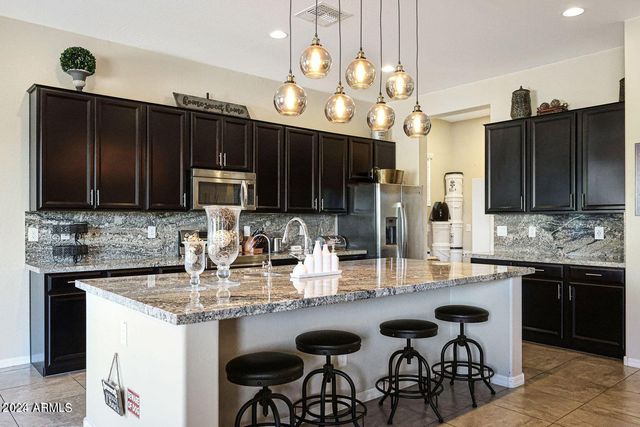 9422 W Donald Drive, Peoria, AZ 85383