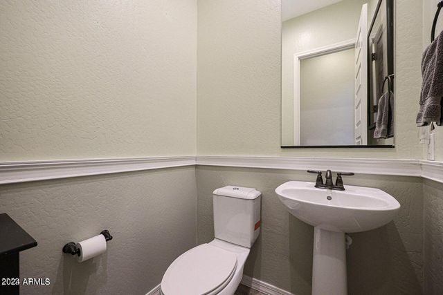 9422 W Donald Drive, Peoria, AZ 85383