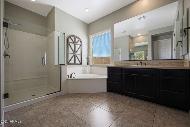 9422 W Donald Drive, Peoria, AZ 85383