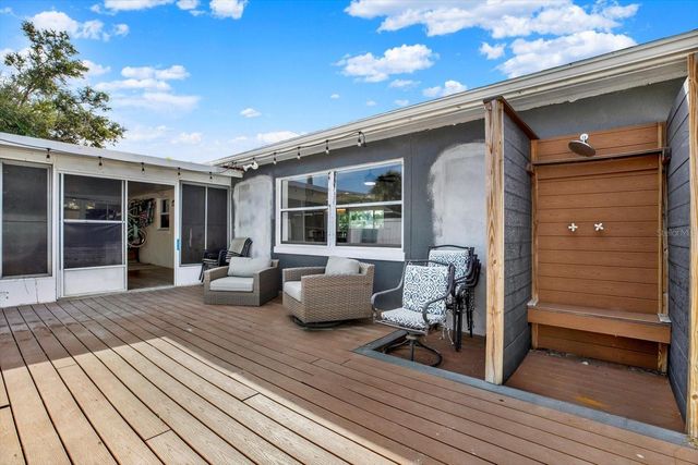 8001 GULF BLVD, St Pete Beach, FL 33706