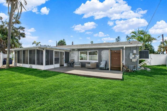 8001 GULF BLVD, St Pete Beach, FL 33706