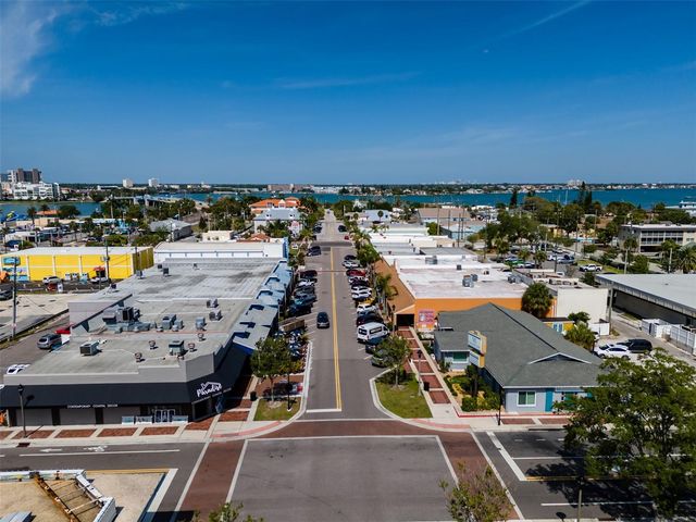 8001 GULF BLVD, St Pete Beach, FL 33706