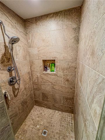 8 Timbercrest Lane, Bella Vista, AR 72715