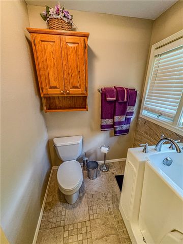 8 Timbercrest Lane, Bella Vista, AR 72715
