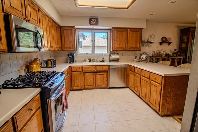 8 Timbercrest Lane, Bella Vista, AR 72715