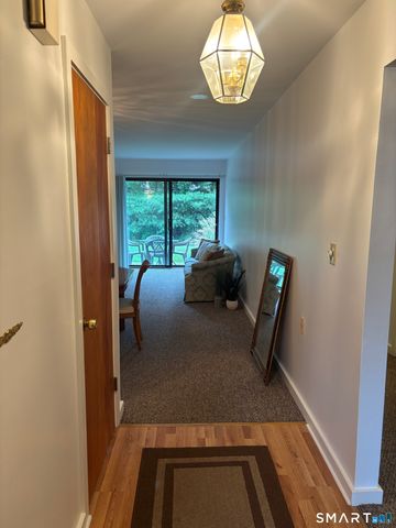 415 Asbury Ridge 415, Shelton, CT 06484