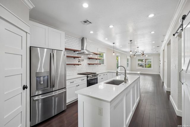 238 SAINT FRANCIS AVE, San Antonio, TX 78204