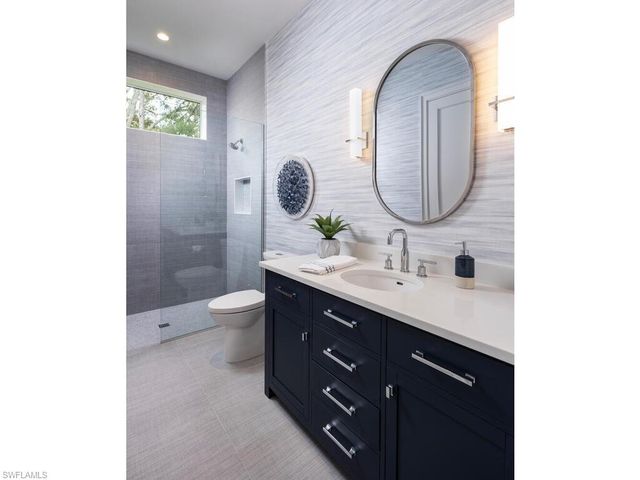 137 Tupelo RD, Naples, FL 34108