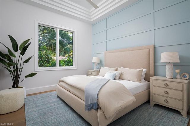 137 Tupelo RD, Naples, FL 34108