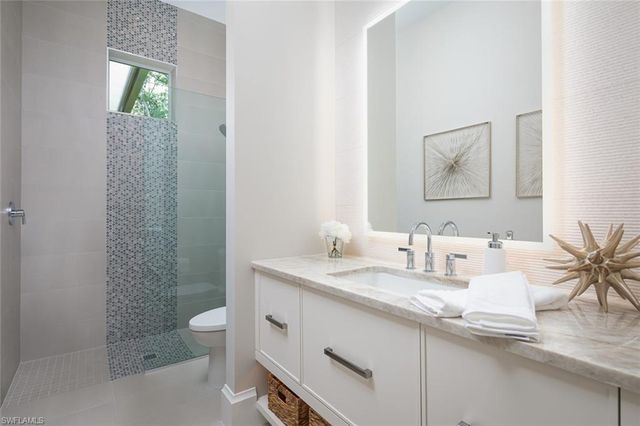 137 Tupelo RD, Naples, FL 34108