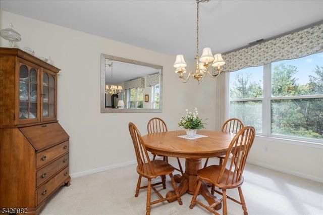 13 Eagles Nest Ln, Hardyston Twp., NJ 07419