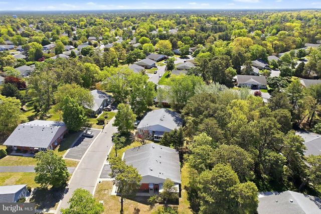 24 SALEM DR, Whiting, NJ 08759