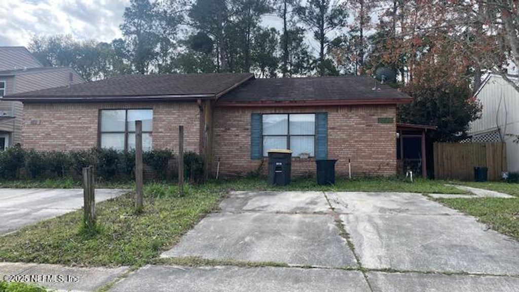 5542 BENNINGTON Drive, Jacksonville, FL 32244