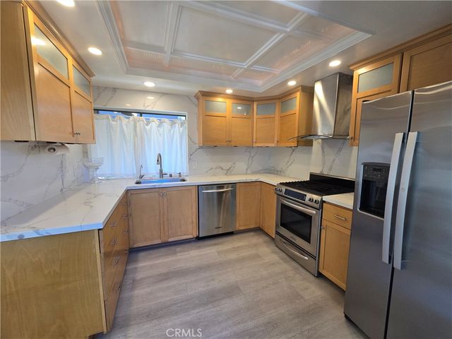 181 S Hollenbeck Avenue, Covina, CA 91723