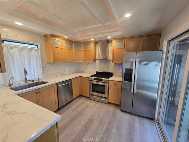 181 S Hollenbeck Avenue, Covina, CA 91723