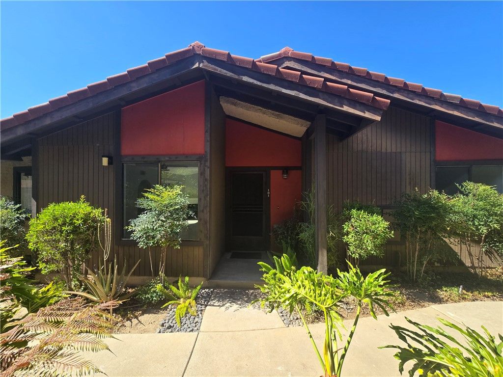 181 S Hollenbeck Avenue, Covina, CA 91723