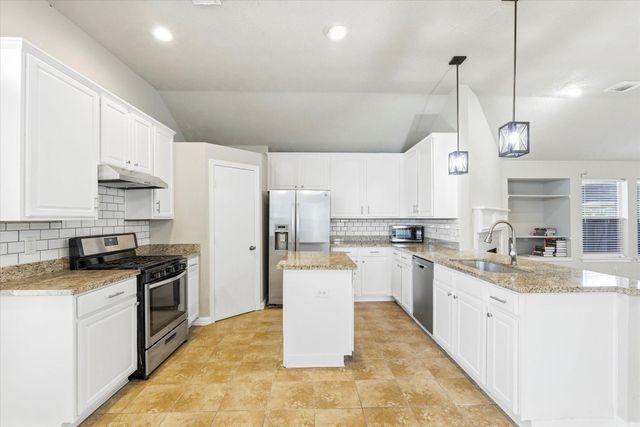 4515 Chetco Lane, Baytown, TX 77521