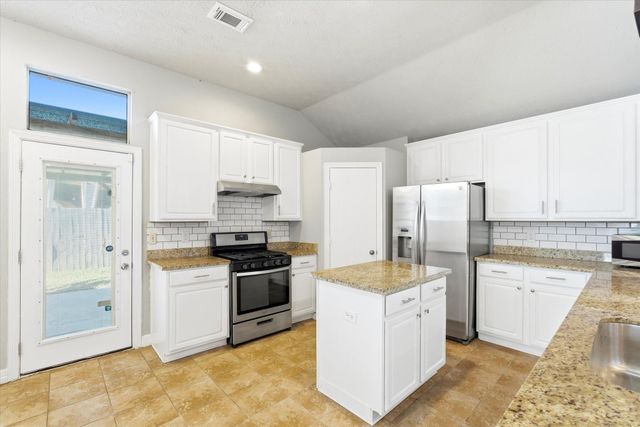 4515 Chetco Lane, Baytown, TX 77521