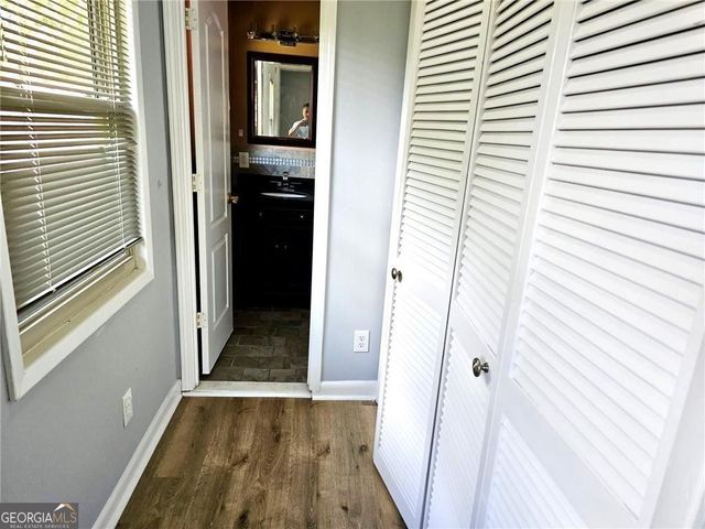 1244 Hickory Wood Drive NE, Woodstock, GA 30188