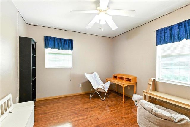 619 Sal Avenue, Dunkerton, IA 50626