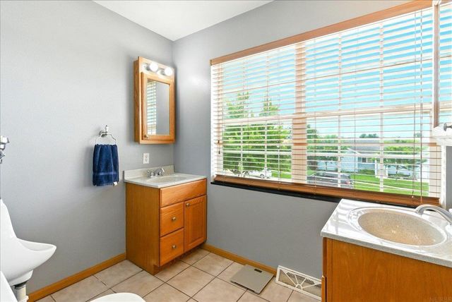 619 Sal Avenue, Dunkerton, IA 50626