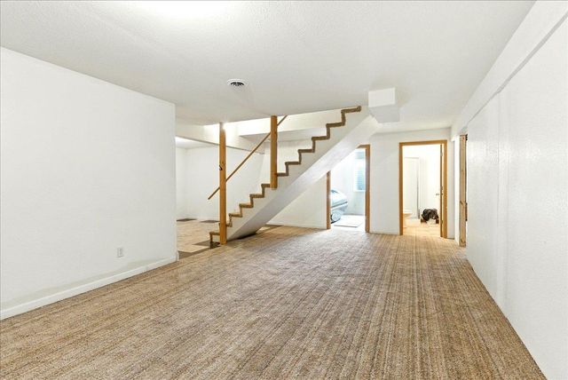 619 Sal Avenue, Dunkerton, IA 50626