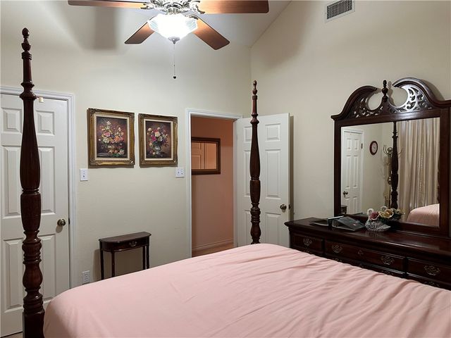 4801 Lake Granbury Dr, Corpus Christi, TX 78413