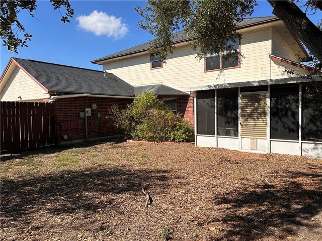 4801 Lake Granbury Dr, Corpus Christi, TX 78413