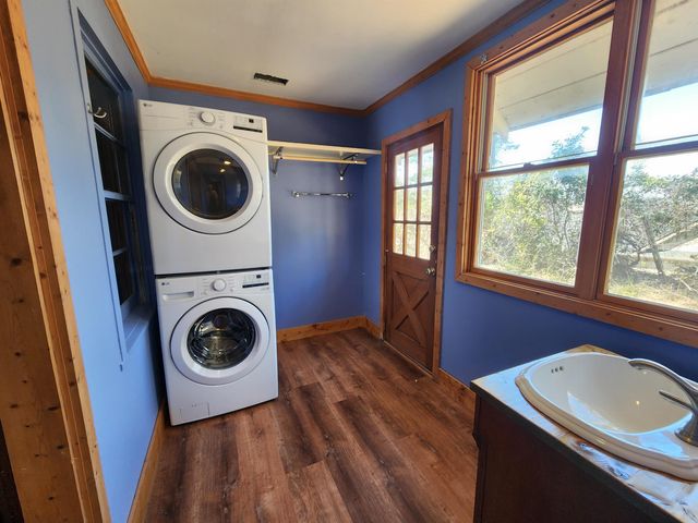 308 Sandcrest Dr., North Myrtle Beach, SC 29582