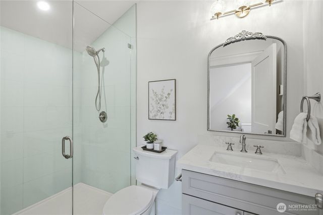 7717 2nd Avenue NE, Seattle, WA 98115