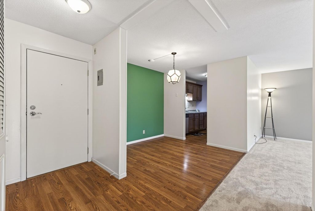 4045 Hodgson Road 211, Shoreview, MN 55126 — photo 5