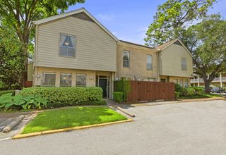 2100 Tanglewilde Street 171, Houston, TX 77063