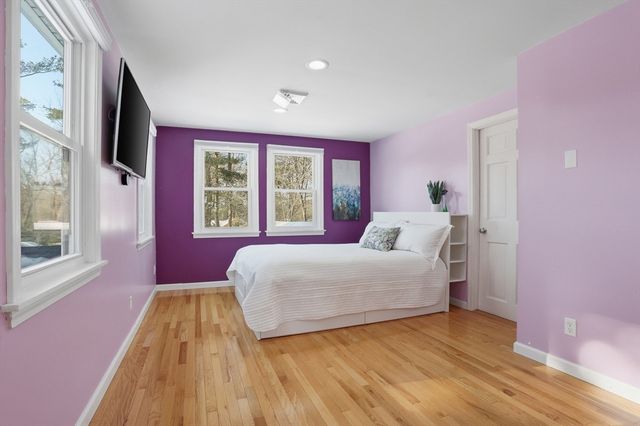 18 Hayward Rd, Acton, MA 01720