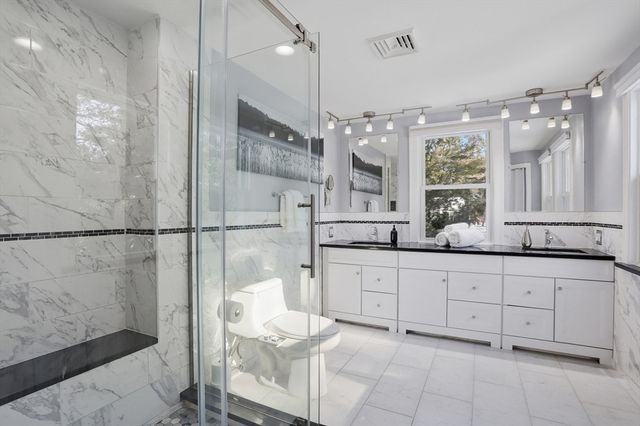 18 Hayward Rd, Acton, MA 01720