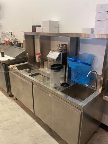 8711 SW 124th Ave, Miami, FL 33183