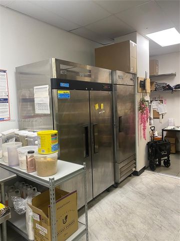 8711 SW 124th Ave, Miami, FL 33183