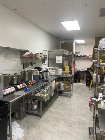 8711 SW 124th Ave, Miami, FL 33183