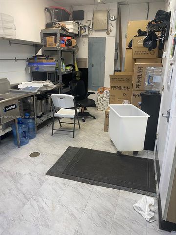 8711 SW 124th Ave, Miami, FL 33183