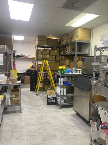 8711 SW 124th Ave, Miami, FL 33183