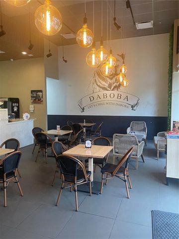 8711 SW 124th Ave, Miami, FL 33183