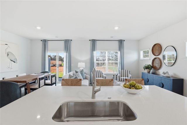 331 Lilac Loop, Greenwood, SC 29646